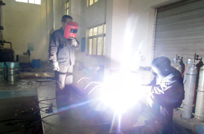 Process 4: Welding of Electrod...